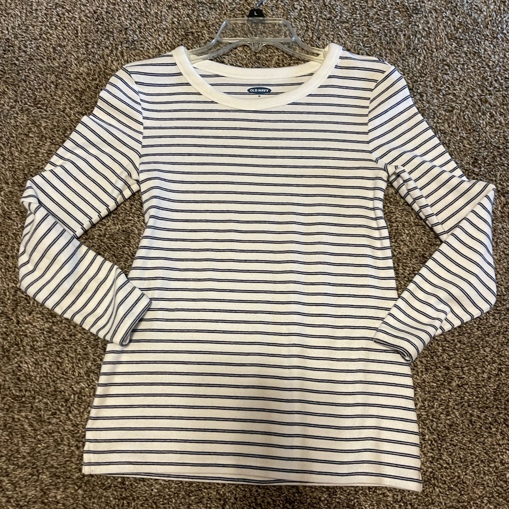 Old navy sweater